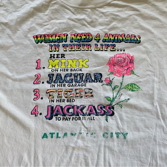 Vintage 90’s Atlantic City What a Woman Needs T-Shirt - Picture 10 of 12